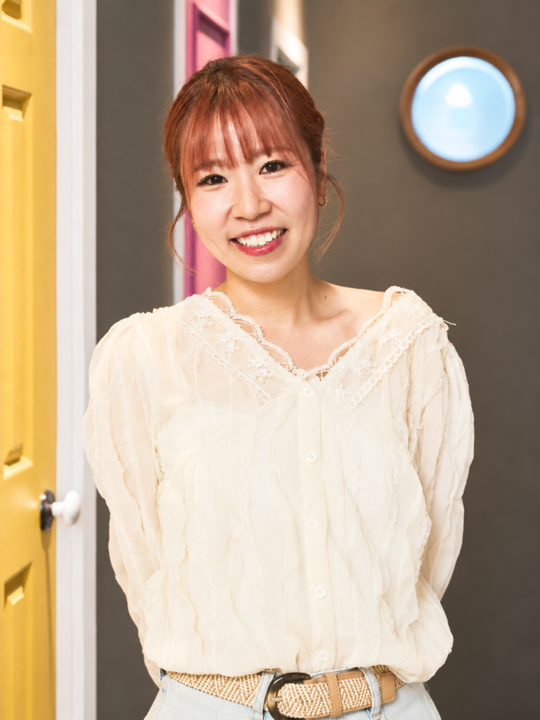 井坂 麻美（イサカ アサミ）